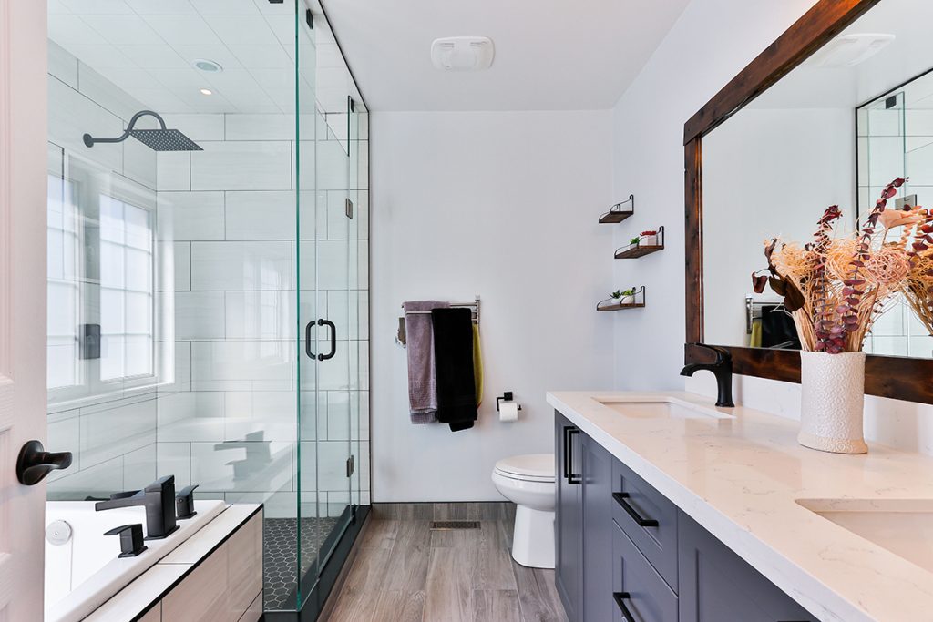 How To Do A Bathroom Makeover in 4 Easy Steps