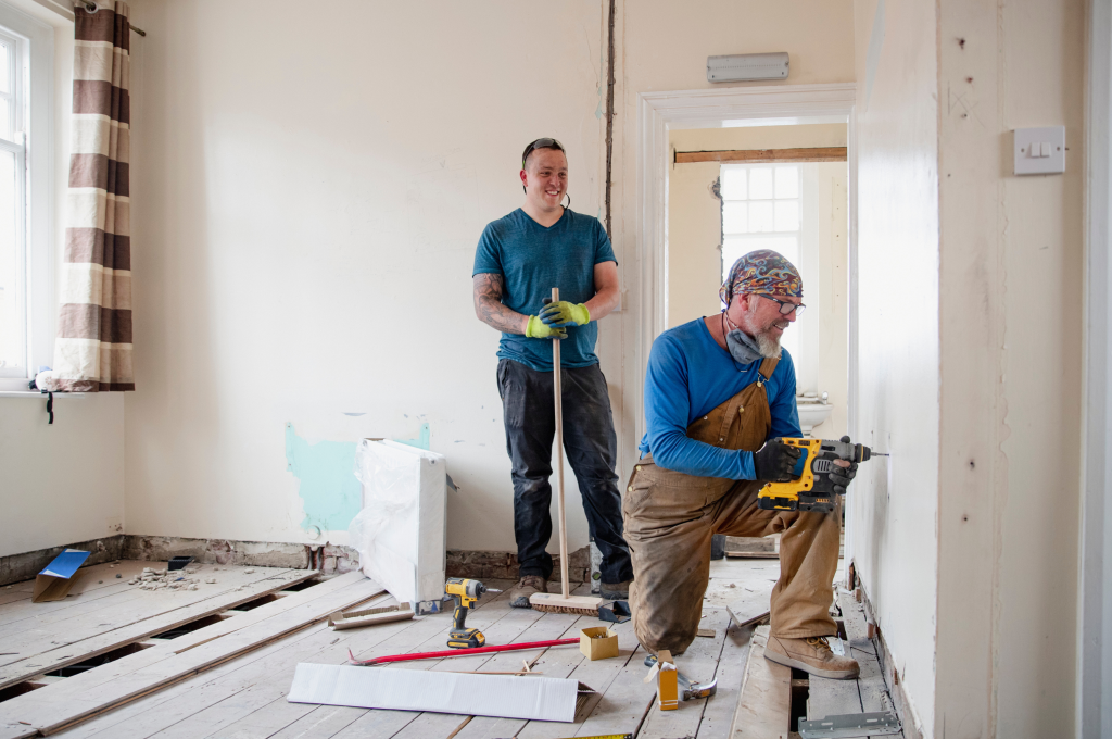 Planning on a Renovation? If you are Hiring a Contractor, read these Practical Tips on Protecting your Rights.